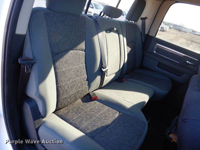 image for item DR4505 2017 Dodge Ram 2500HD Big Horn  Crew Cab pickup truck