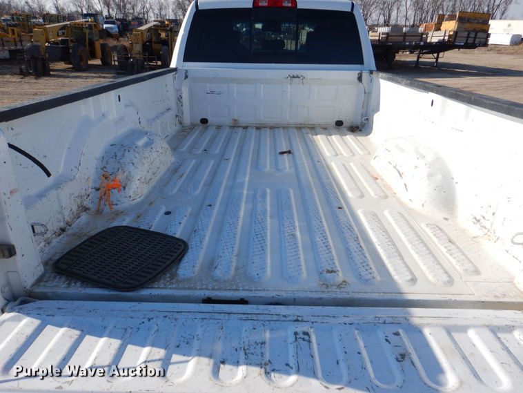 image for item DR4505 2017 Dodge Ram 2500HD Big Horn  Crew Cab pickup truck