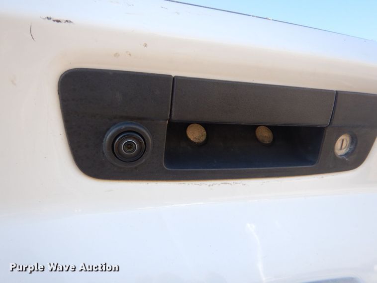 image for item DR4505 2017 Dodge Ram 2500HD Big Horn  Crew Cab pickup truck