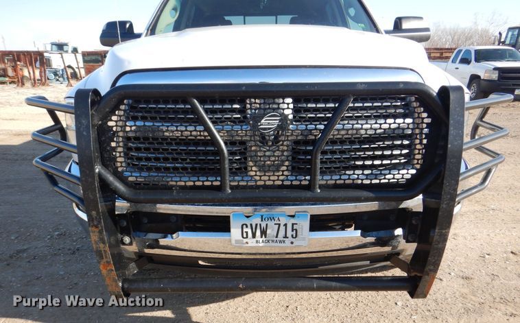 image for item DR4505 2017 Dodge Ram 2500HD Big Horn  Crew Cab pickup truck