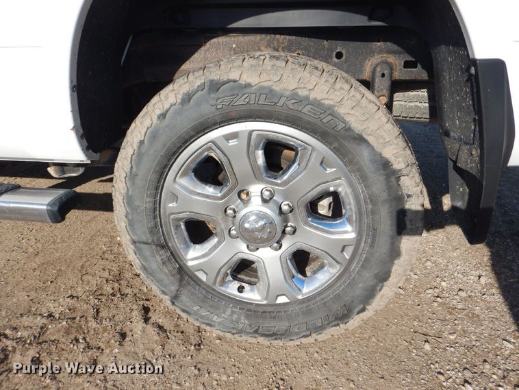 image for item DR4505 2017 Dodge Ram 2500HD Big Horn  Crew Cab pickup truck