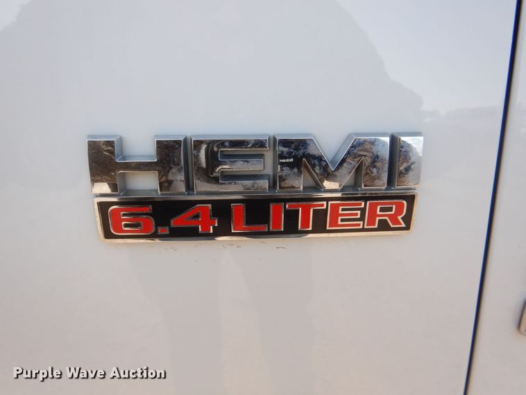 image for item DR4505 2017 Dodge Ram 2500HD Big Horn  Crew Cab pickup truck