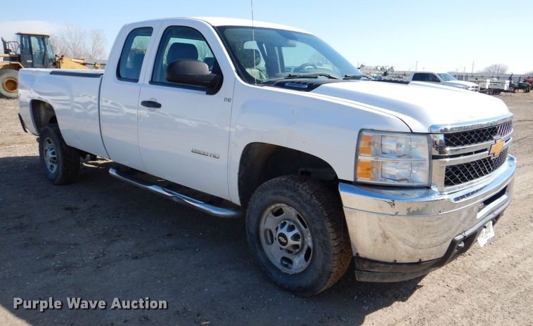 image for item DR4509 2013 Chervolet Silverado 2500HD  Ext. Cab pickup truck