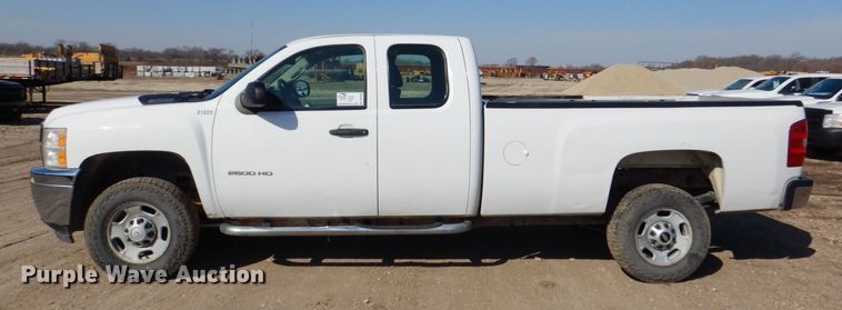 image for item DR4509 2013 Chervolet Silverado 2500HD  Ext. Cab pickup truck
