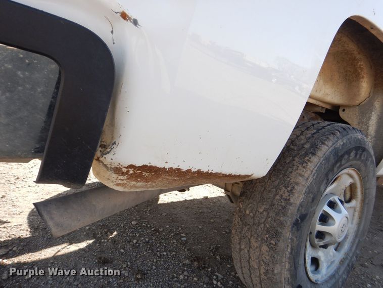 image for item DR4509 2013 Chervolet Silverado 2500HD  Ext. Cab pickup truck