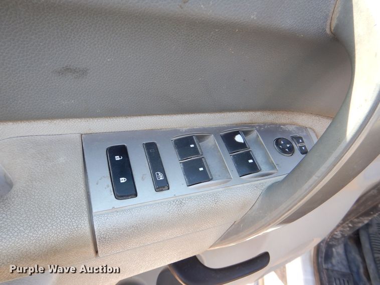 image for item DR4509 2013 Chervolet Silverado 2500HD  Ext. Cab pickup truck