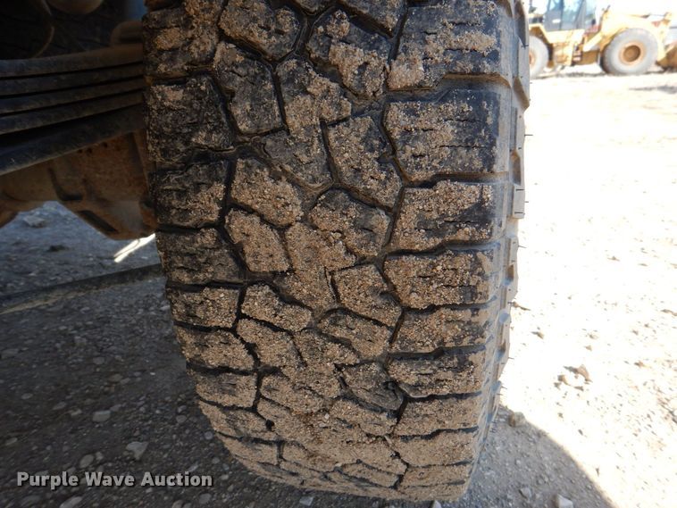 image for item DR4509 2013 Chervolet Silverado 2500HD  Ext. Cab pickup truck