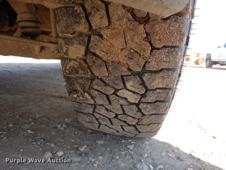 image for item DR4509 2013 Chervolet Silverado 2500HD  Ext. Cab pickup truck