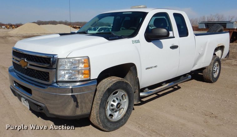 image for item DR4510 2013 Chevrolet Silverado 2500HD  Ext. Cab pickup truck