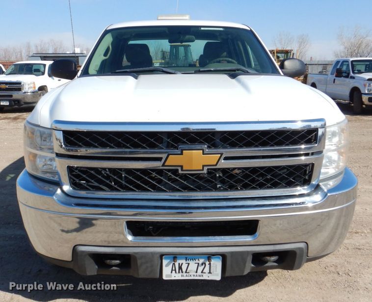 image for item DR4510 2013 Chevrolet Silverado 2500HD  Ext. Cab pickup truck