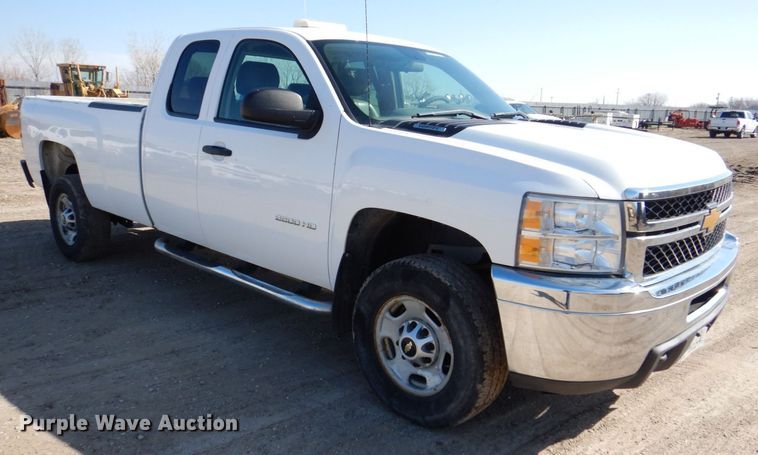 image for item DR4510 2013 Chevrolet Silverado 2500HD  Ext. Cab pickup truck
