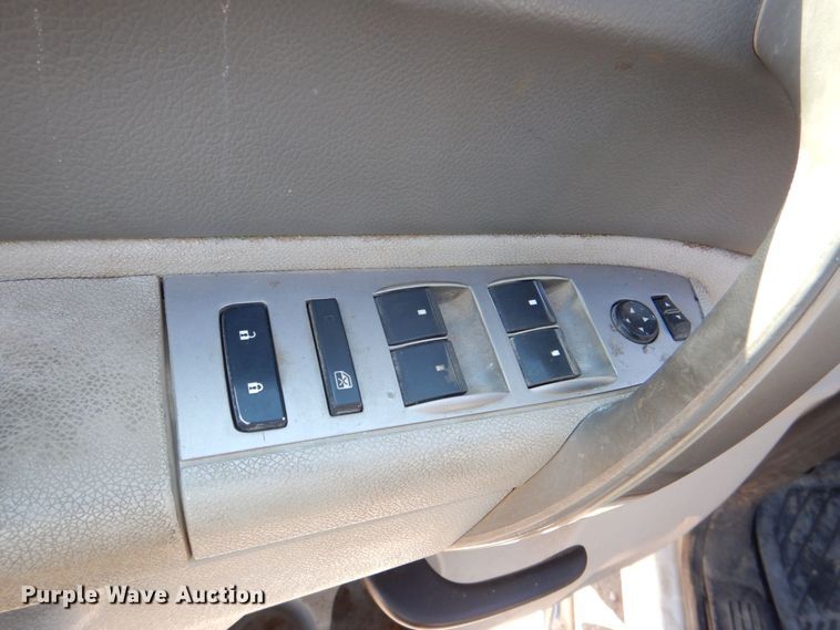 image for item DR4510 2013 Chevrolet Silverado 2500HD  Ext. Cab pickup truck