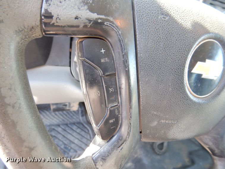 image for item DR4510 2013 Chevrolet Silverado 2500HD  Ext. Cab pickup truck