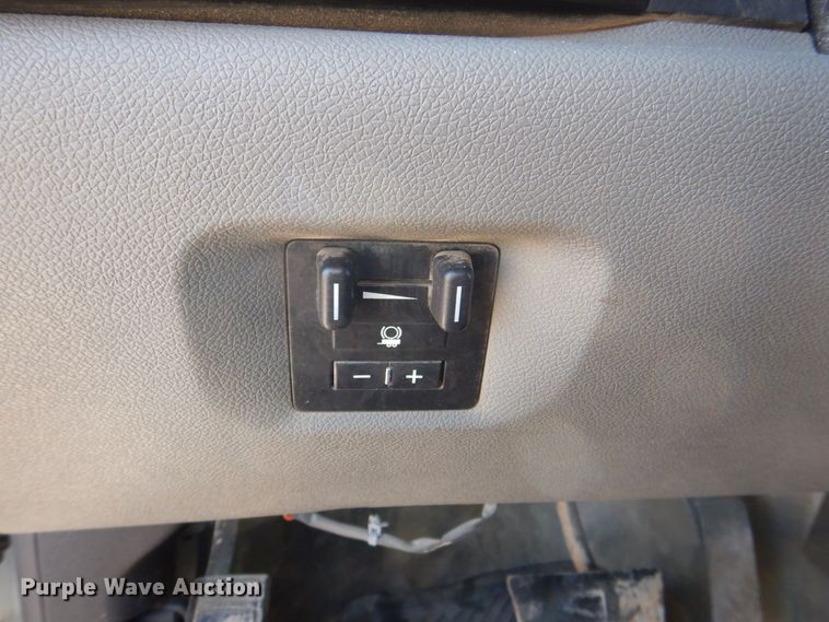 image for item DR4510 2013 Chevrolet Silverado 2500HD  Ext. Cab pickup truck