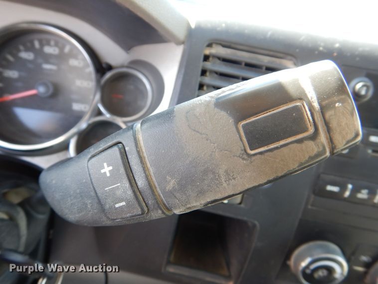 image for item DR4510 2013 Chevrolet Silverado 2500HD  Ext. Cab pickup truck