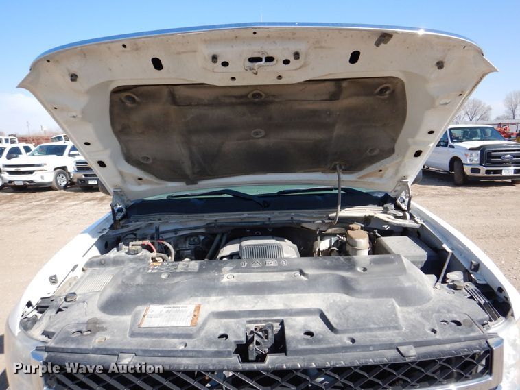 image for item DR4510 2013 Chevrolet Silverado 2500HD  Ext. Cab pickup truck