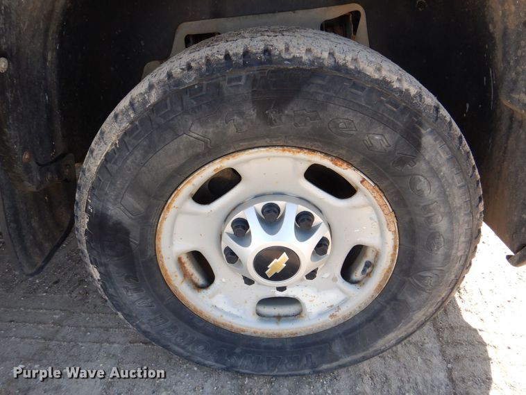 image for item DR4510 2013 Chevrolet Silverado 2500HD  Ext. Cab pickup truck