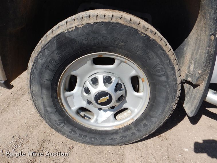 image for item DR4510 2013 Chevrolet Silverado 2500HD  Ext. Cab pickup truck