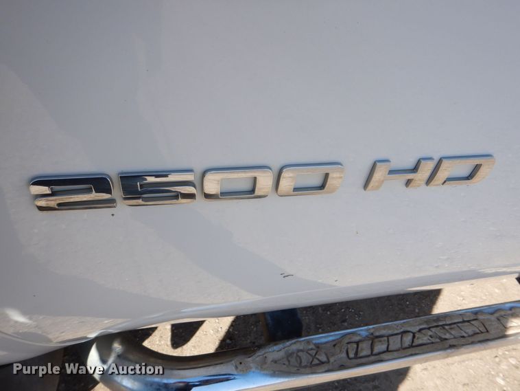image for item DR4510 2013 Chevrolet Silverado 2500HD  Ext. Cab pickup truck