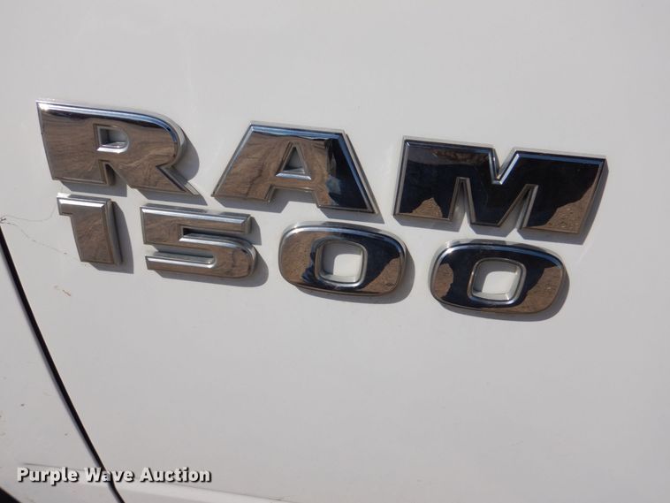 image for item DR4512 2017 Dodge Ram 1500 SLT  Crew Cab pickup truck