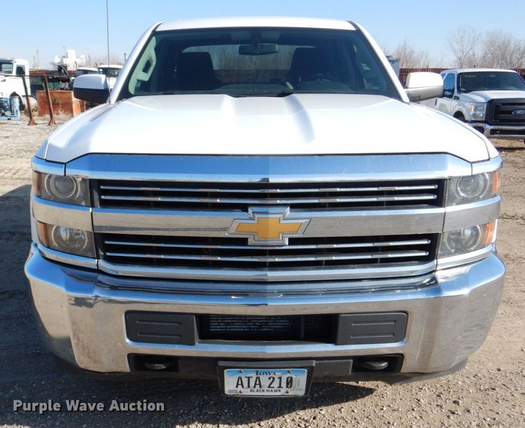 image for item DR4513 2015 Chevrolet Silverado 2500HD  Double Cab pickup truck