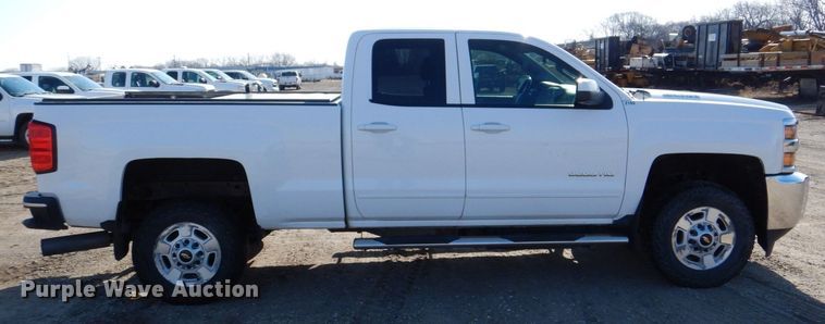 image for item DR4513 2015 Chevrolet Silverado 2500HD  Double Cab pickup truck