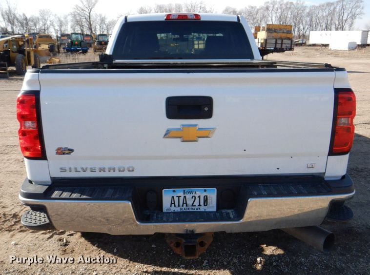 image for item DR4513 2015 Chevrolet Silverado 2500HD  Double Cab pickup truck