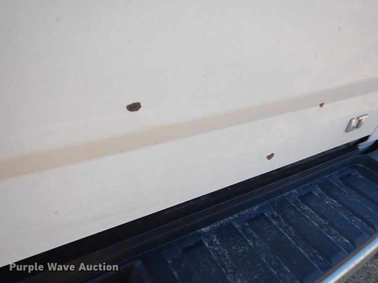 image for item DR4513 2015 Chevrolet Silverado 2500HD  Double Cab pickup truck