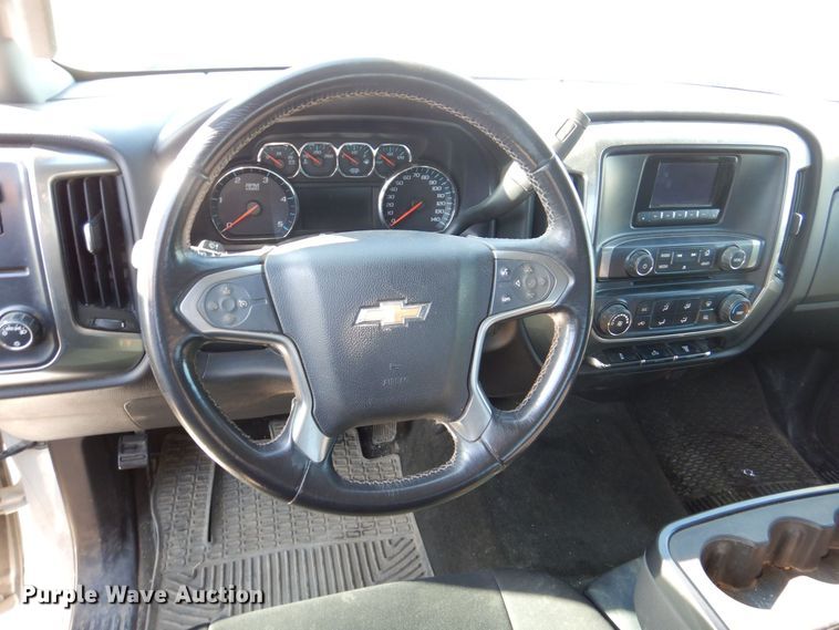 image for item DR4513 2015 Chevrolet Silverado 2500HD  Double Cab pickup truck