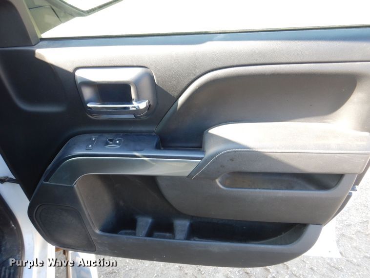 image for item DR4513 2015 Chevrolet Silverado 2500HD  Double Cab pickup truck