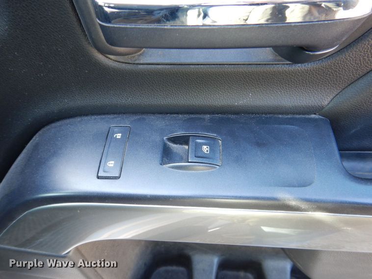 image for item DR4513 2015 Chevrolet Silverado 2500HD  Double Cab pickup truck