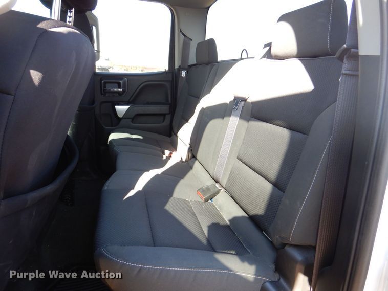 image for item DR4513 2015 Chevrolet Silverado 2500HD  Double Cab pickup truck