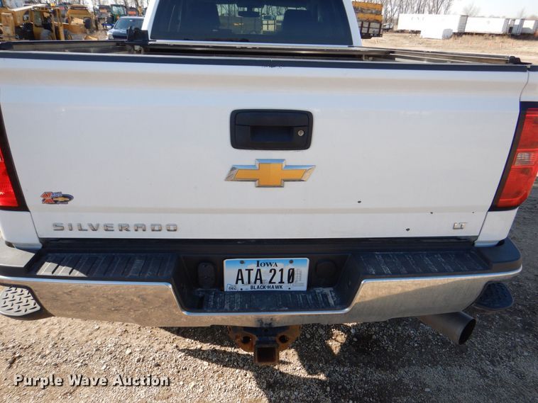 image for item DR4513 2015 Chevrolet Silverado 2500HD  Double Cab pickup truck