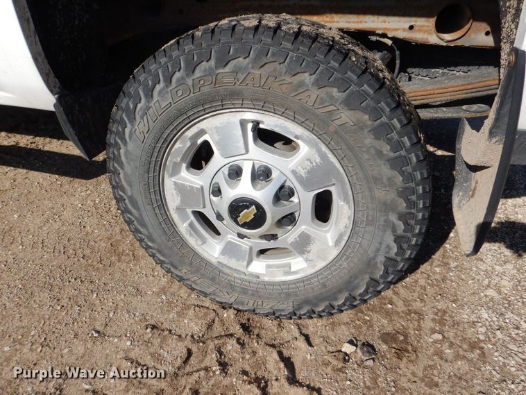 image for item DR4513 2015 Chevrolet Silverado 2500HD  Double Cab pickup truck