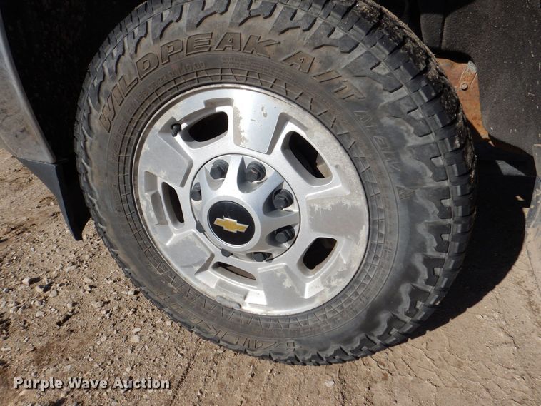 image for item DR4513 2015 Chevrolet Silverado 2500HD  Double Cab pickup truck