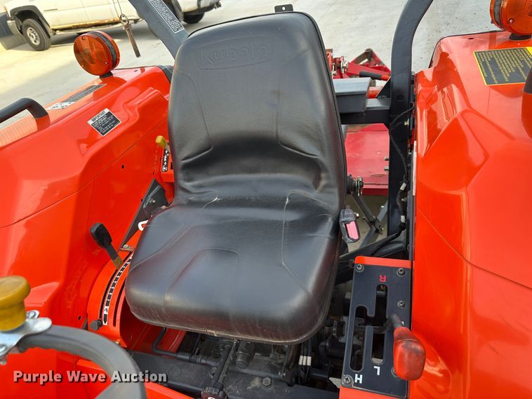 image for item DR5019 Kubota MX5000SU  tractor