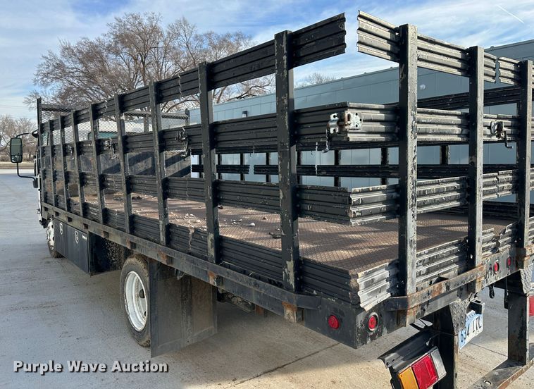 image for item DR5021 2008 Isuzu NQR  flatbed truck