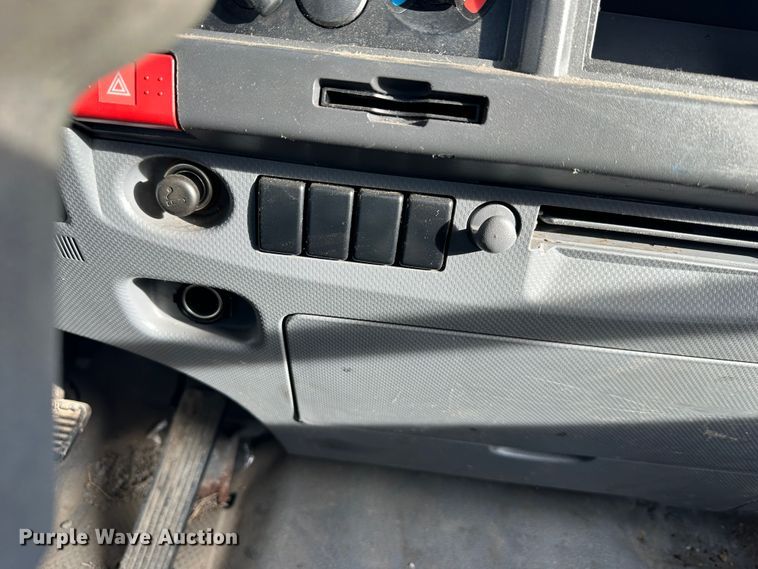 image for item DR5021 2008 Isuzu NQR  flatbed truck