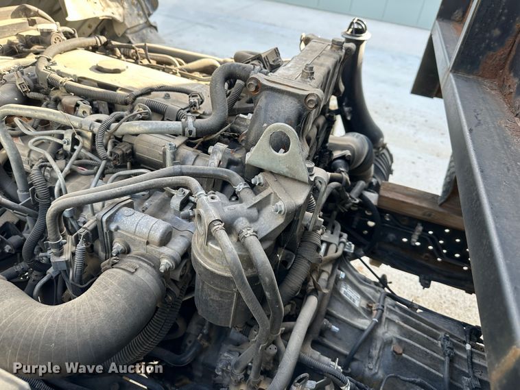 image for item DR5021 2008 Isuzu NQR  flatbed truck