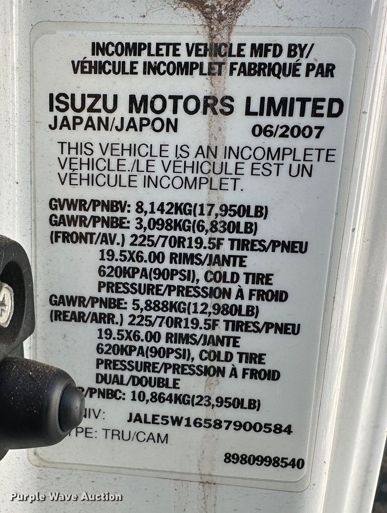 image for item DR5021 2008 Isuzu NQR  flatbed truck