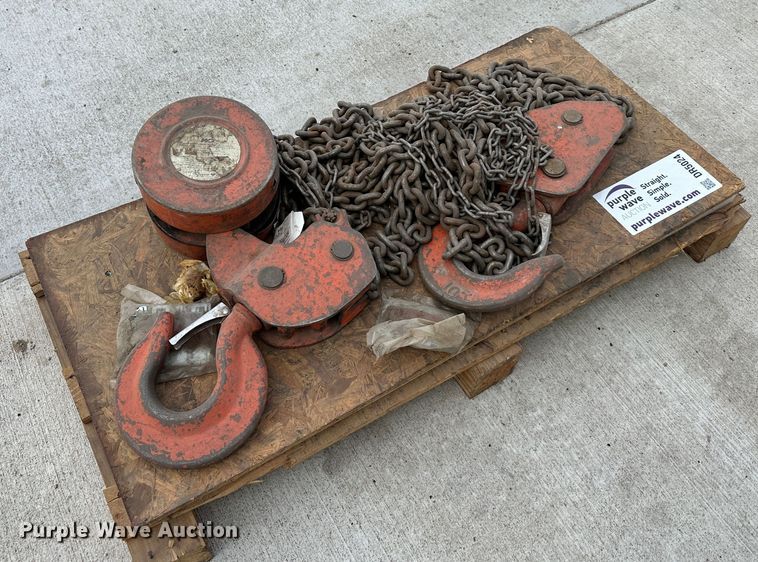 image for item DR5024 CM Series 622  chain hoist