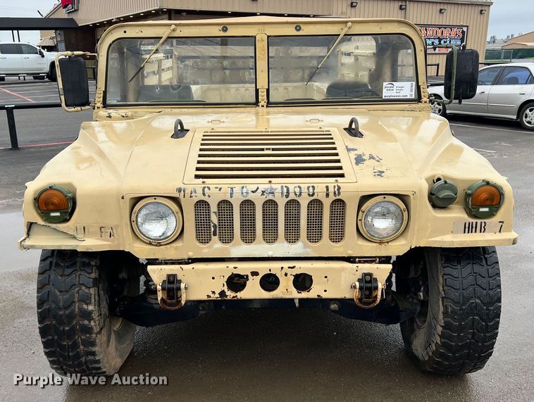 image for item DS2804 Am General M-1097R1 HMMWV  SUV