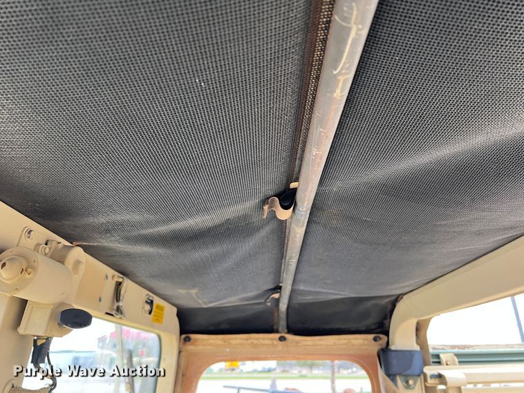 image for item DS2804 Am General M-1097R1 HMMWV  SUV