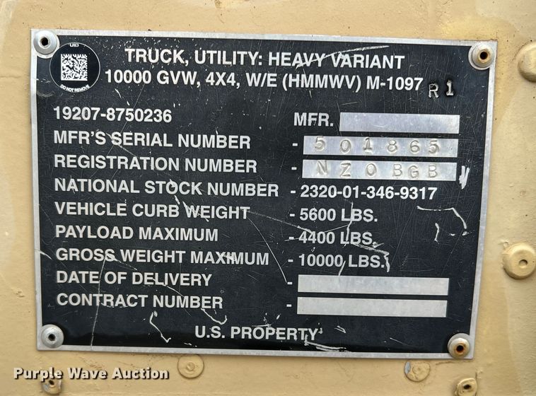 image for item DS2804 Am General M-1097R1 HMMWV  SUV