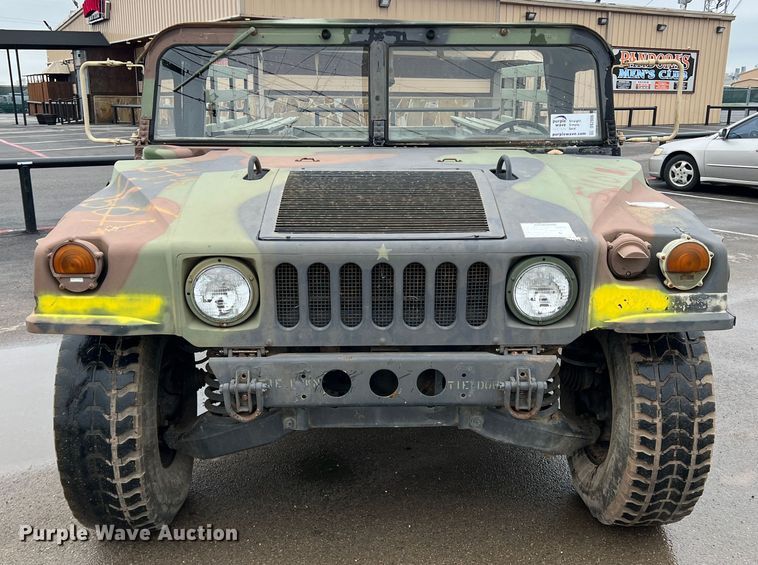 image for item DS2806 Am General M1097R1 HMMWV  SUV