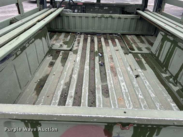 image for item DS2806 Am General M1097R1 HMMWV  SUV