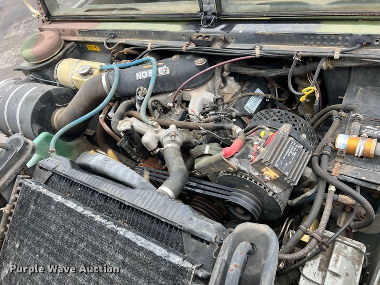 image for item DS2806 Am General M1097R1 HMMWV  SUV