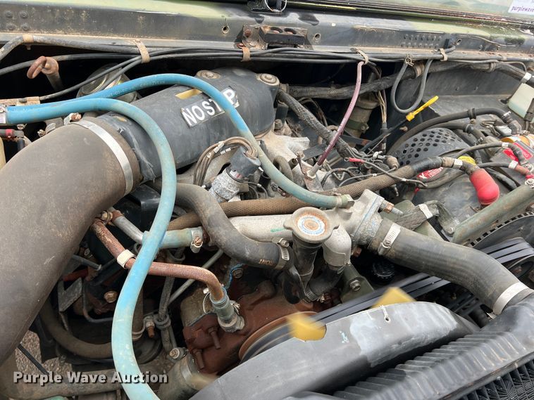 image for item DS2806 Am General M1097R1 HMMWV  SUV