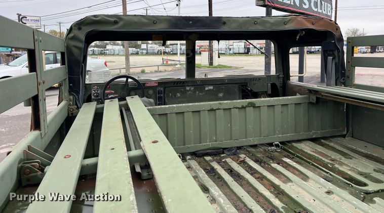 image for item DS2806 Am General M1097R1 HMMWV  SUV