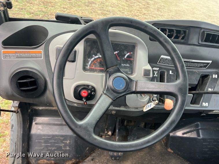 image for item DS2810 2001 Kubota RTV1100  utility vehicle